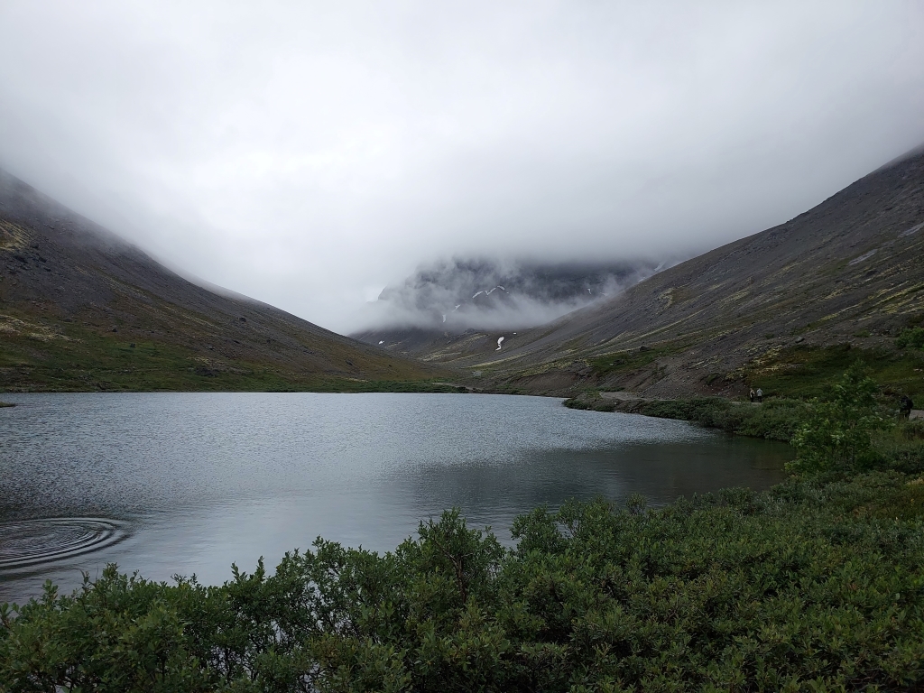 озеро Сердцевидное в Хибинах